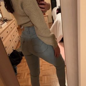 Levi light wash jeans with rips